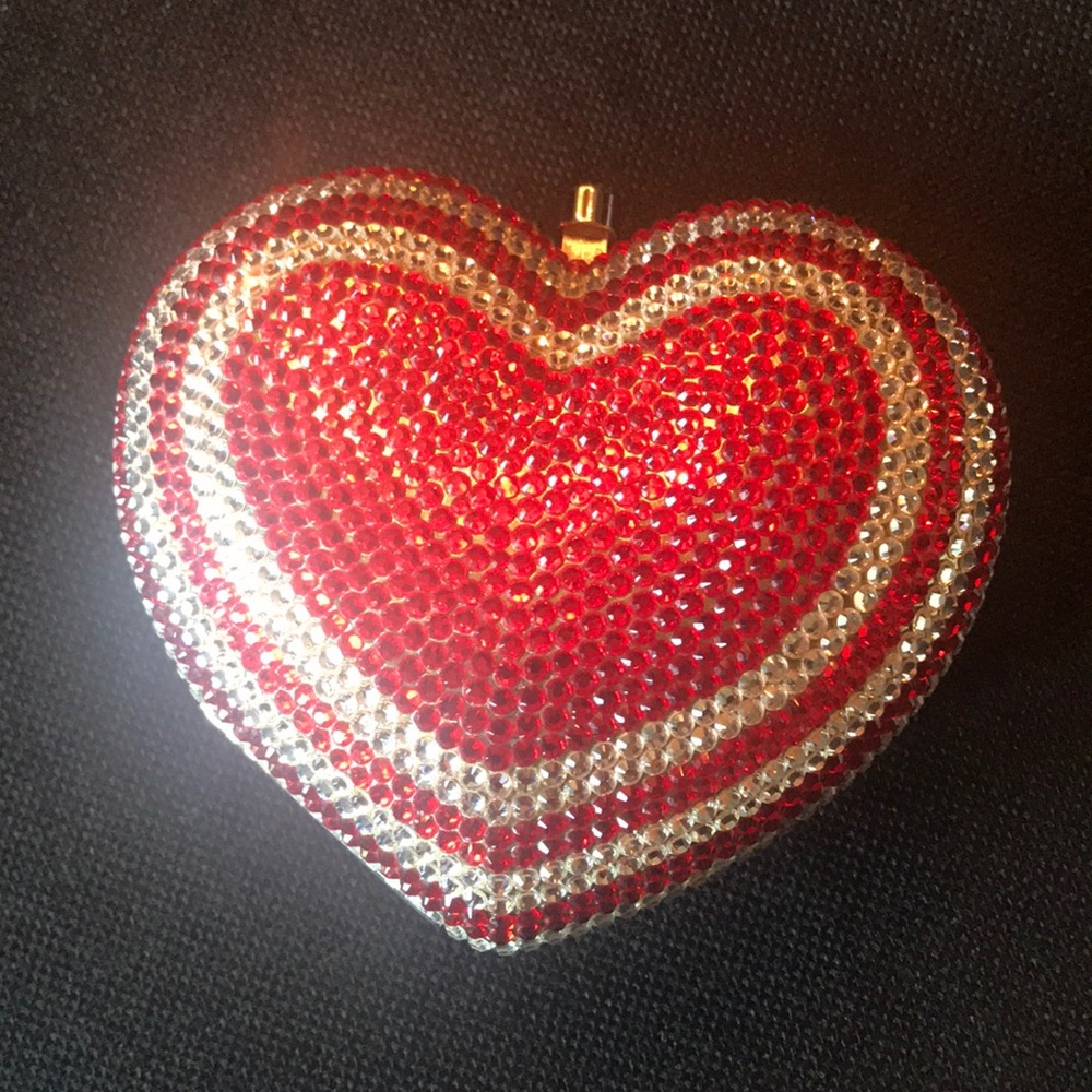 RHINESTONE HEART EVENING BAG!
